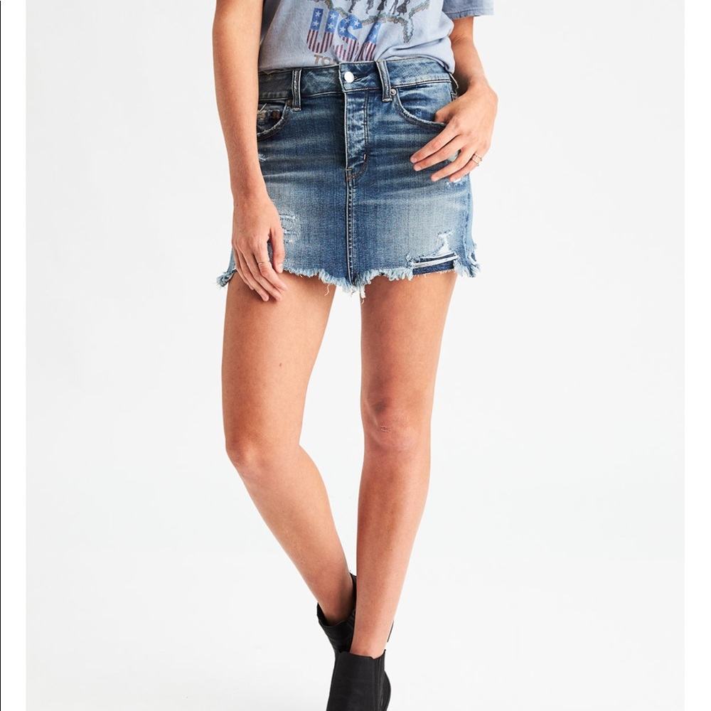 American Eagle distressed mini skirt